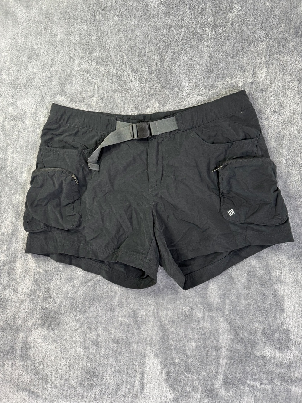 Columbia Black Hiking Cargo Shorts Womens Large Outdoor Utility Trail Shorts